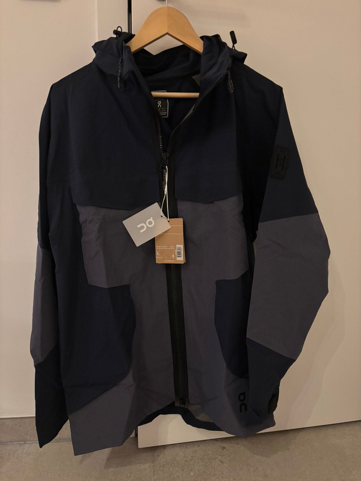 Explorer jacket On Running, Kleding | Heren, Jassen | Zomer, Ophalen of Verzenden, Nieuw, Maat 52/54 (L), Zwart