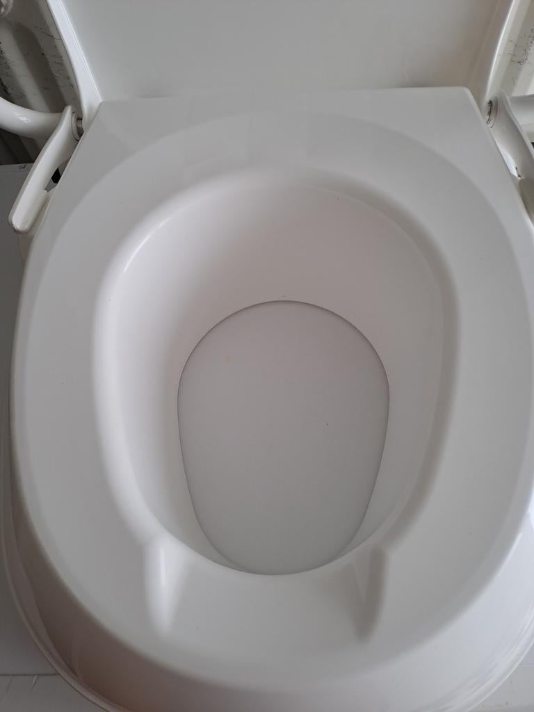 Toiletverhoger met armleuningen., Diversen, Ophalen