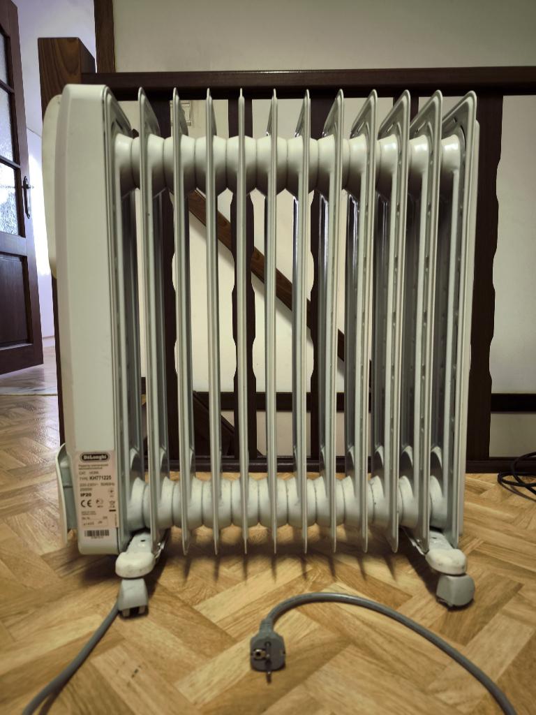 De'Longhi oliegevulde radiator KH771225, Doe-het-zelf en Bouw, Ophalen, Radiator