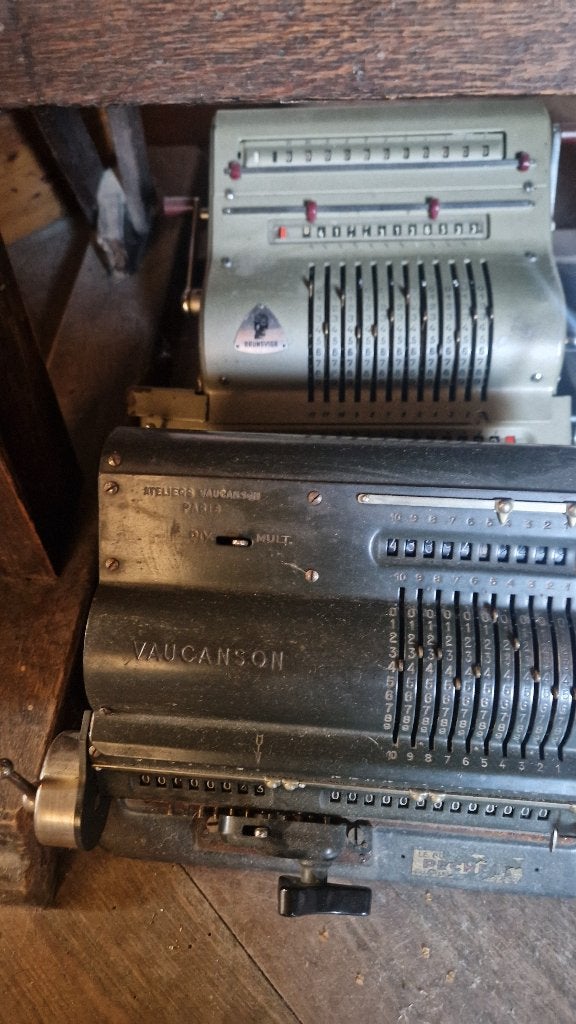 Ancienne calculatrice, Enlèvement ou Envoi, Utilisé