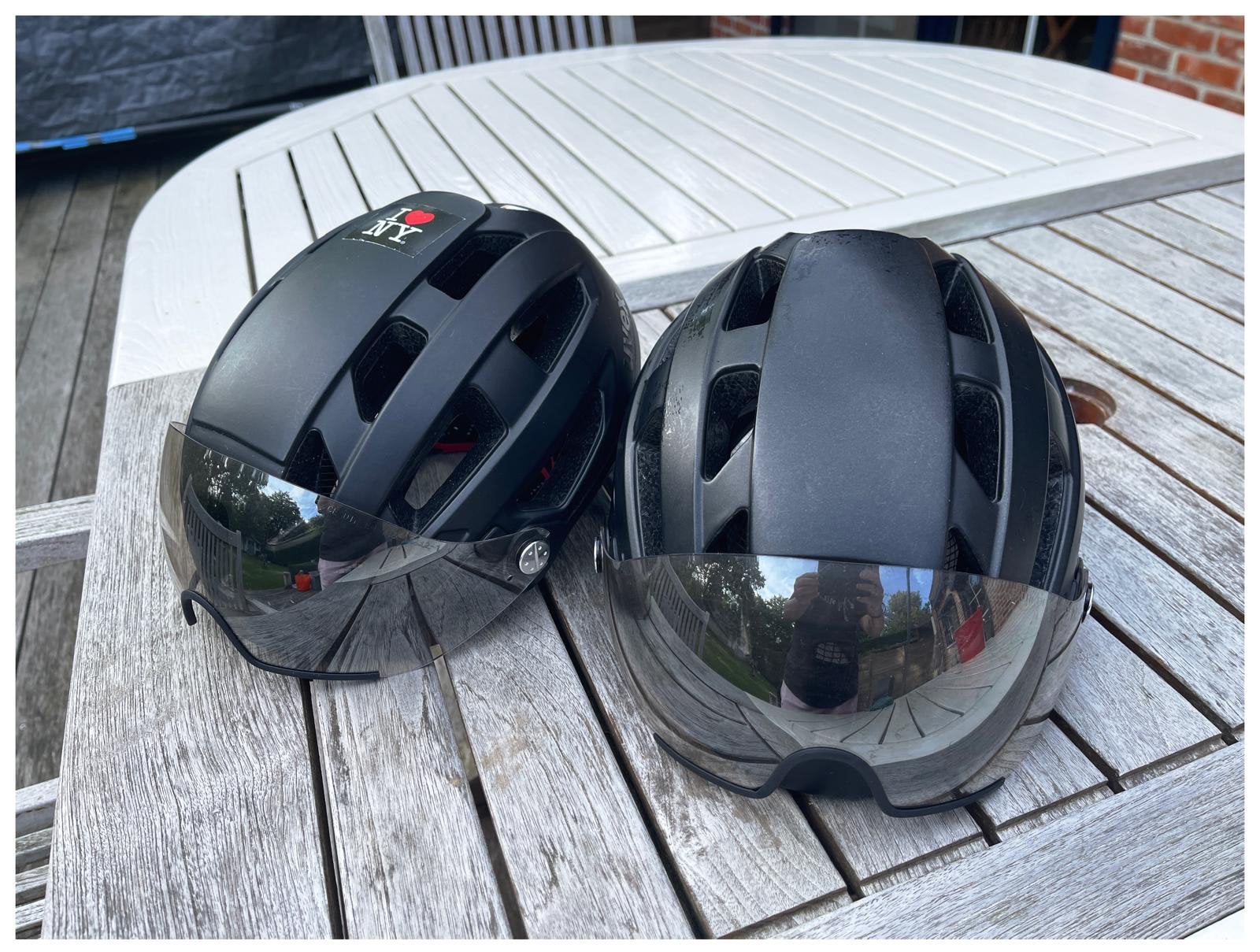 2 casques de vélo en bon état, Vélos & Vélomoteurs, Enlèvement, Comme neuf