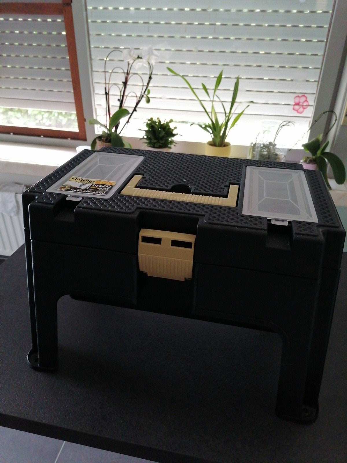 FISHING BOX/BANKJE. NIEUW, Watersport en Boten, Ophalen of Verzenden, Nieuw