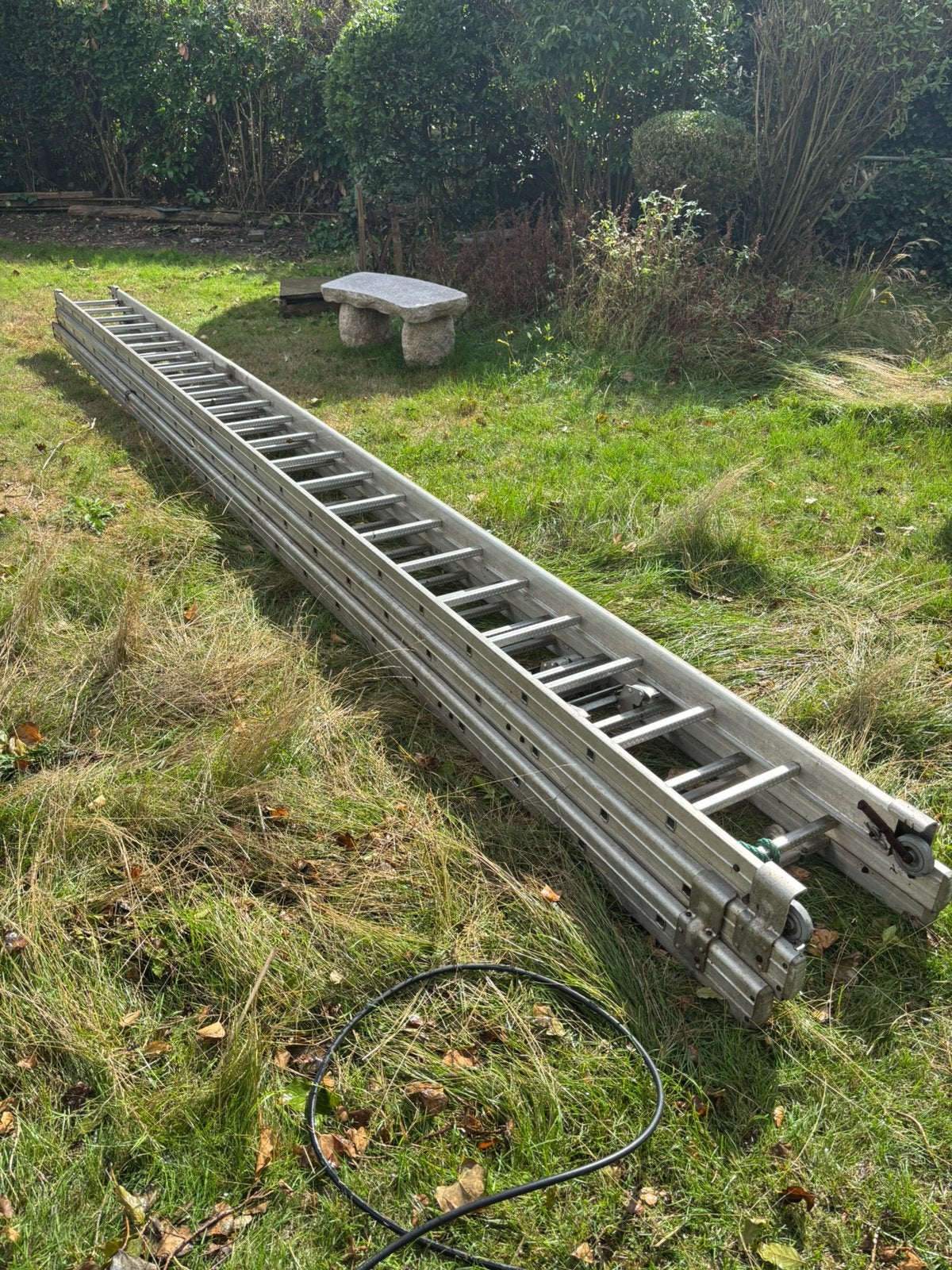 Échelle de 15 mètre (3x5m) avec système de clappette + corde, Bricolage & Construction, Enlèvement, Utilisé, Échelle