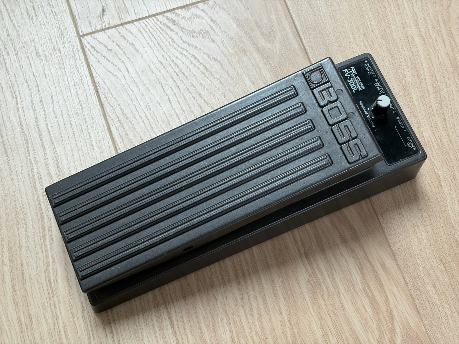 Boss FV-300L Stereo volume and expression pedal, Muziek en Instrumenten, Effecten, Ophalen of Verzenden, Zo goed als nieuw, Volume