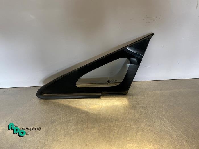 Vitre triangulaire avant gauche d'un Kia Rio (Rio 12-), Kia, -, 3 mois de garantie, Utilisé