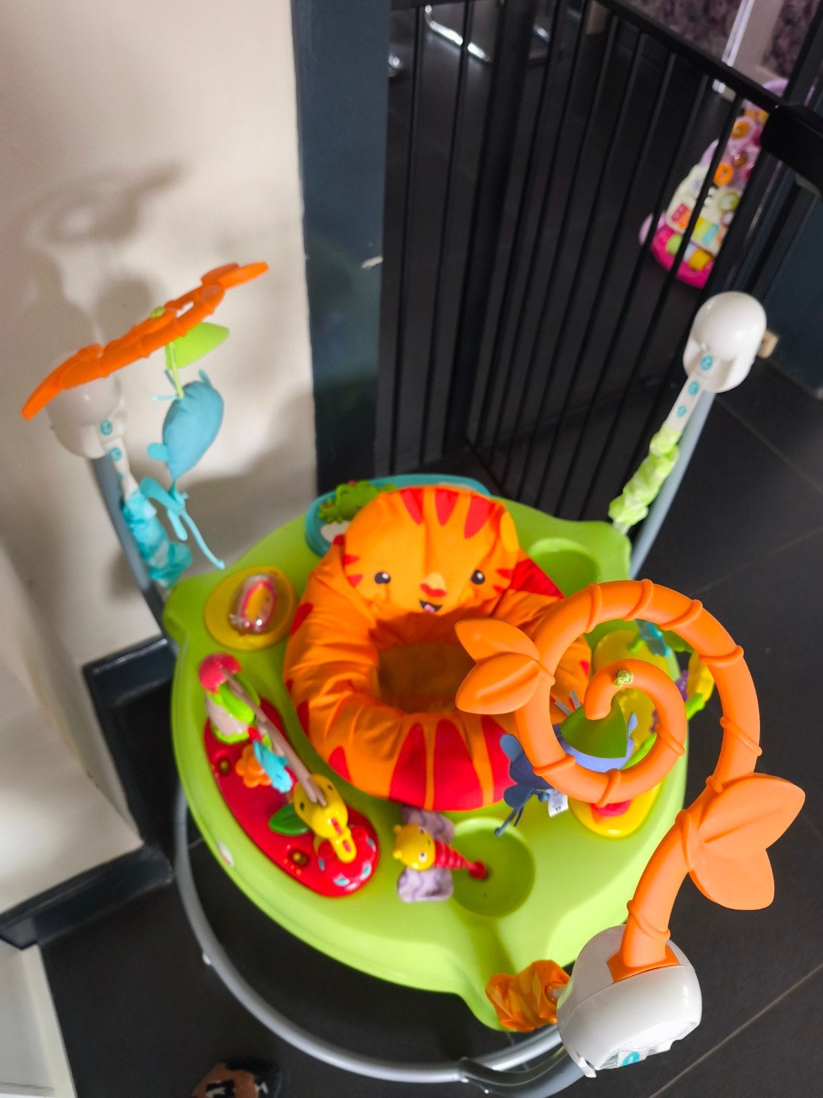 Jumperoo Fisher price, Kinderen en Baby's, Ophalen of Verzenden, Zo goed als nieuw, Babygym, Met licht