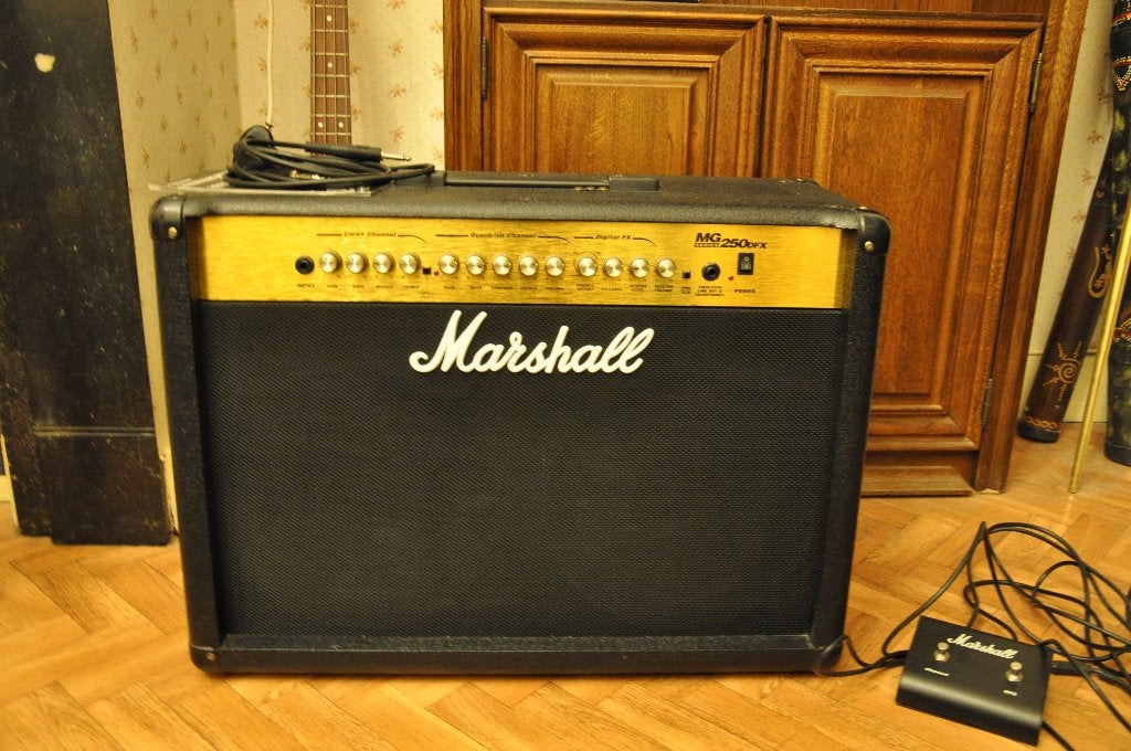 gitaar versterker, Musique & Instruments, Amplis | Basse & Guitare, Enlèvement, Comme neuf, Guitare, 50 à 100 watts