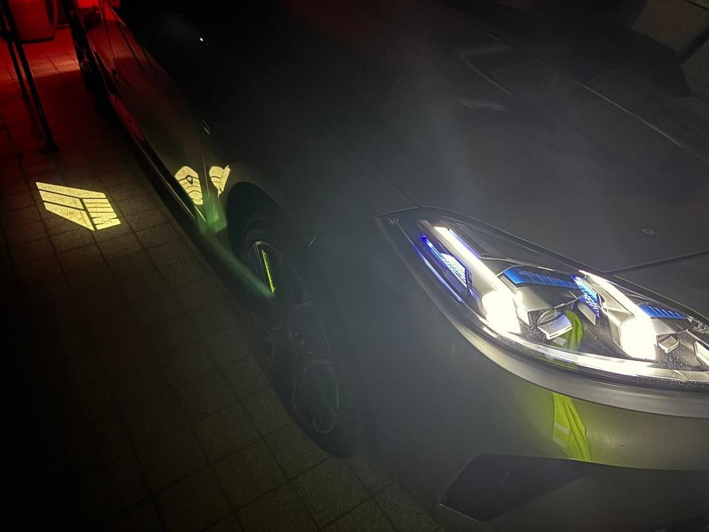 120 M-Sport. Jahreswagen. Mild-Hybride. Vele opties.TOPSTAAT, Auto's, BMW, Bedrijf, Berline, 5 deurs, Zilver of Grijs