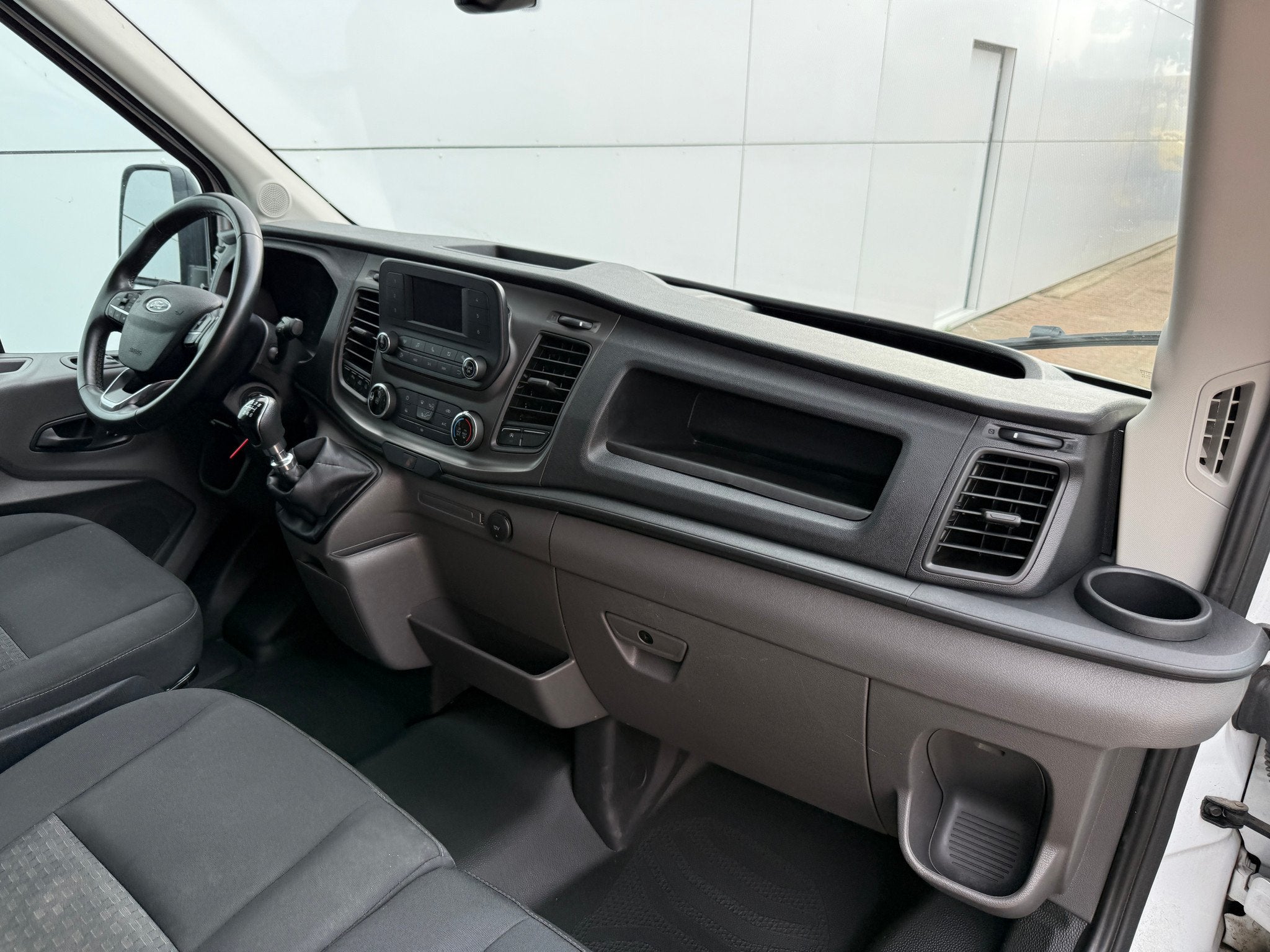 Ford Transit DC 2.0 TDCI 165PK L4H3 Dubbele Cabine Airco Cru, Achterwielaandrijving, Gebruikt, 4 cilinders, 2703 kg