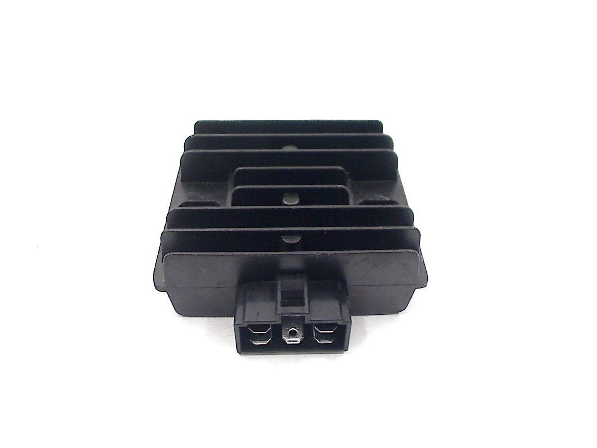 REGULATEUR DE TENSION Benelli BN125 2023 (299064540000), Motos, Dhr. S. di Majo, Utilisé, Info@cama-motorparts.nl, P.J. Troelstraweg 8 8
3144 CX  MAASSLUIS, NL