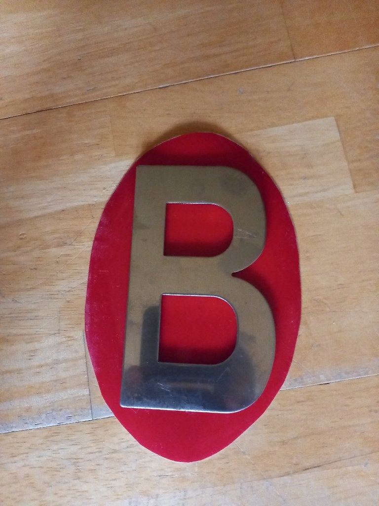 Lettre B de la Belgique pour voiture ancienne, Enlèvement, Avant, Pièces Oldtimer ou Ancêtre