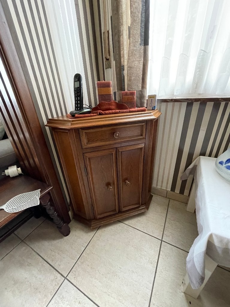 armoire d'angle, Enlèvement