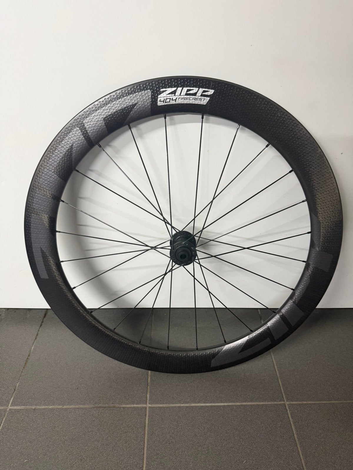 Zipp 404 voorwiel, Ophalen, Zo goed als nieuw