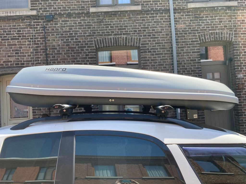 Hapro Carver 8.5 MF Dakkoffer 550L met universele dakdragers, Ophalen, Gebruikt