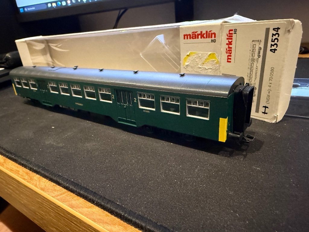 Märklin 43534 SNCB M2 verte 2e classe H0, Hobby & Loisirs créatifs, Trains miniatures | HO, Envoi, Utilisé, Wagon, Märklin