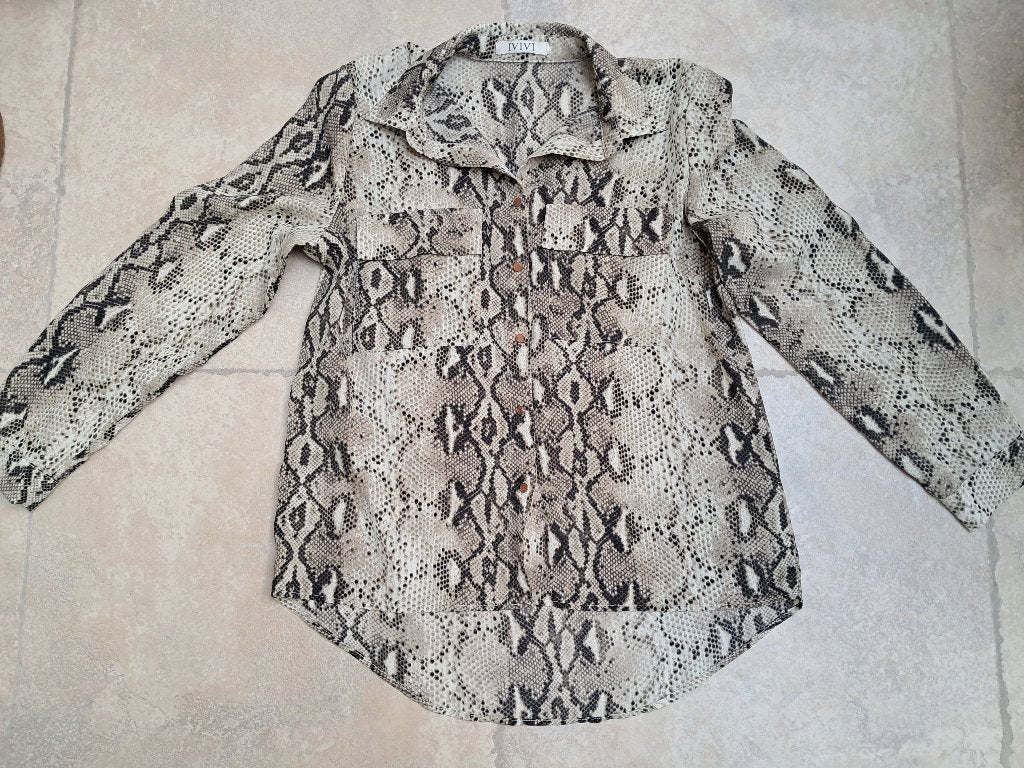 Stijlvolle bloes met slangenprint mt Large, Taille 42/44 (L), Enlèvement ou Envoi, Lola & Liza, Comme neuf