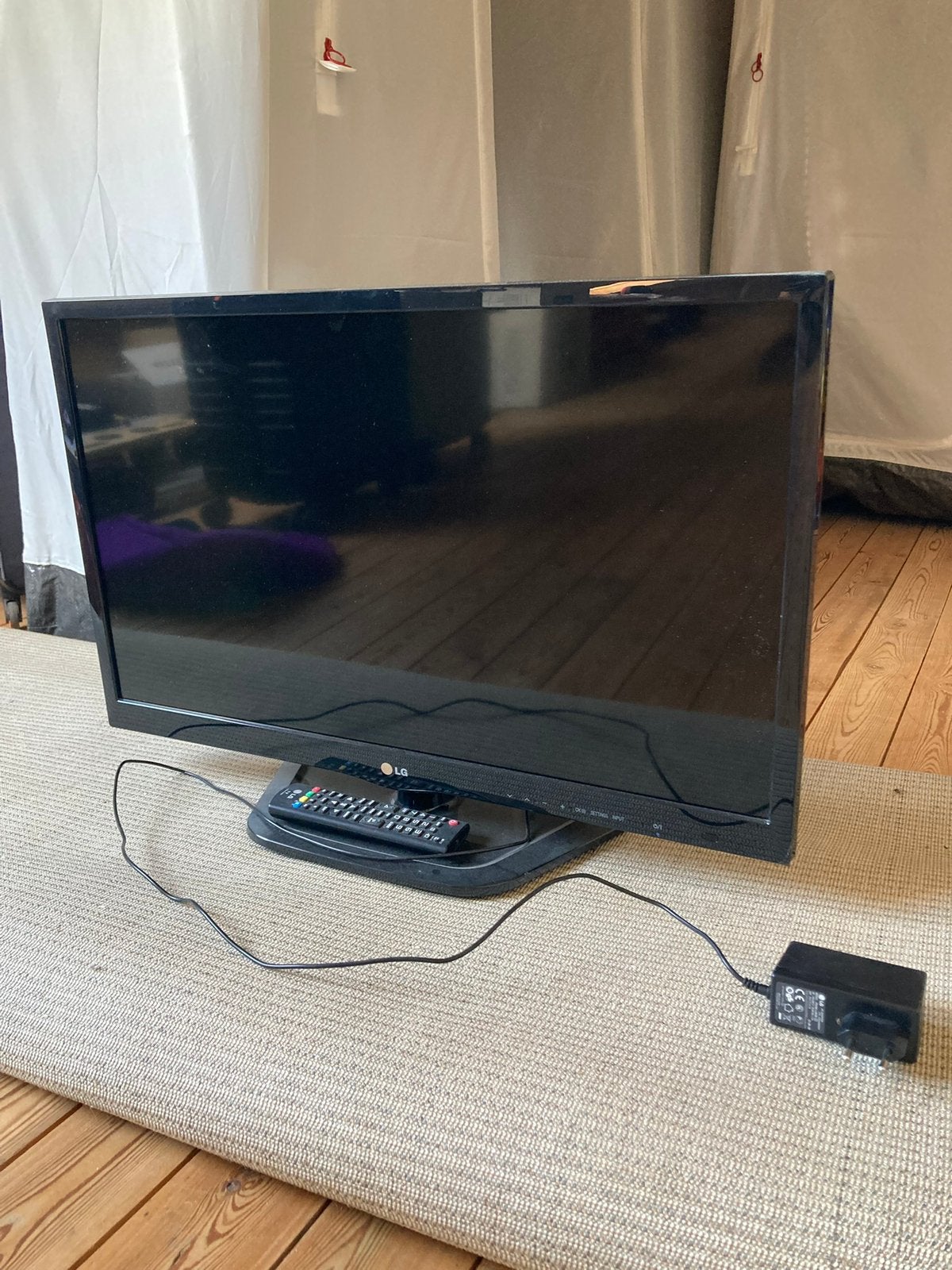 LG 28MN30D-PZ, Audio, Tv en Foto, Televisies, Ophalen, 60 tot 80 cm, LED, LG