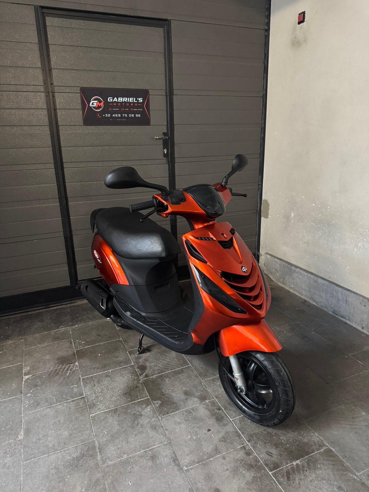 Piaggio zip 2t - MET GARANTIE, Scooter, Bedrijf