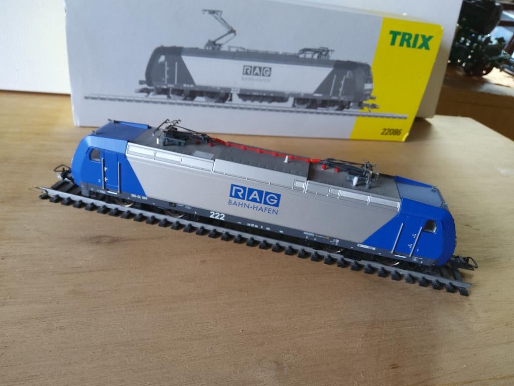 Trix loco 22086 digitaal, Locomotief, Gelijkstroom of Wisselstroom, Trix, Ophalen of Verzenden