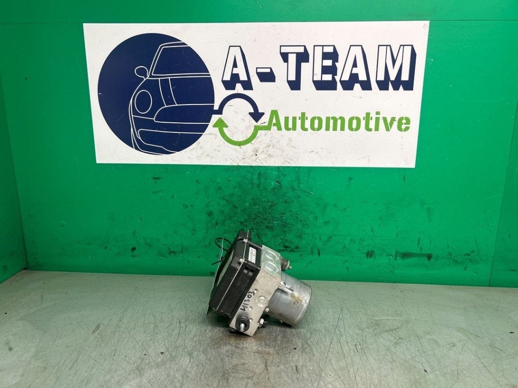 BLOC ABS (FREINS ANTI-BLOCAGE) Peugeot 308 SW (4E / H), Robert Bosch AG, Utilisé, Robert-Bosch-Allee 1
74232  Abstatt, DE, Engineering@bosch.com