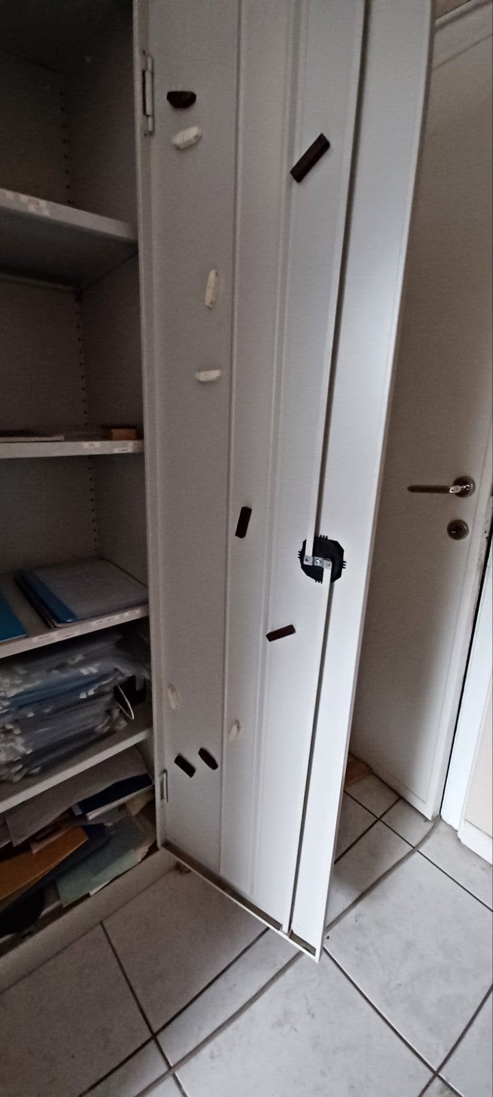 dossierkast, Ophalen