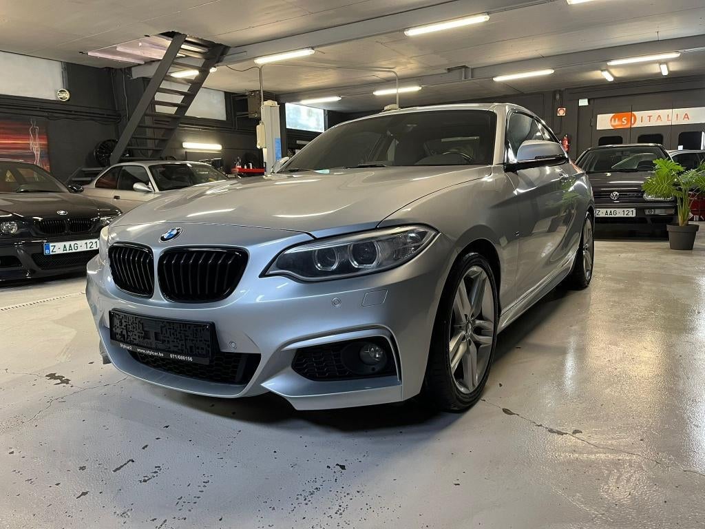 BMW SERIE 218 D **PACK M-TECHNIQUE** 12 MOIS DE GARANTIE, Auto's, BMW, 4 cilinders, 2 Reeks, Alcantara, Bedrijf