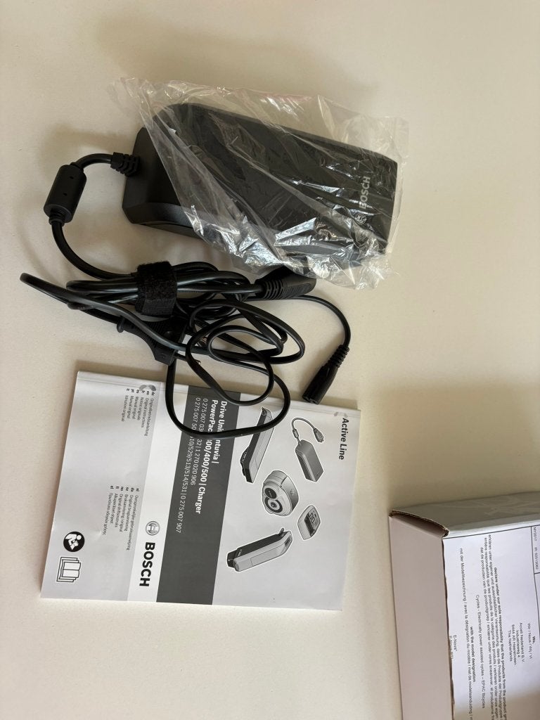 Chargeur Bosch : Chargeur Standard 4A NEUF, Vélos & Vélomoteurs, Enlèvement, Neuf