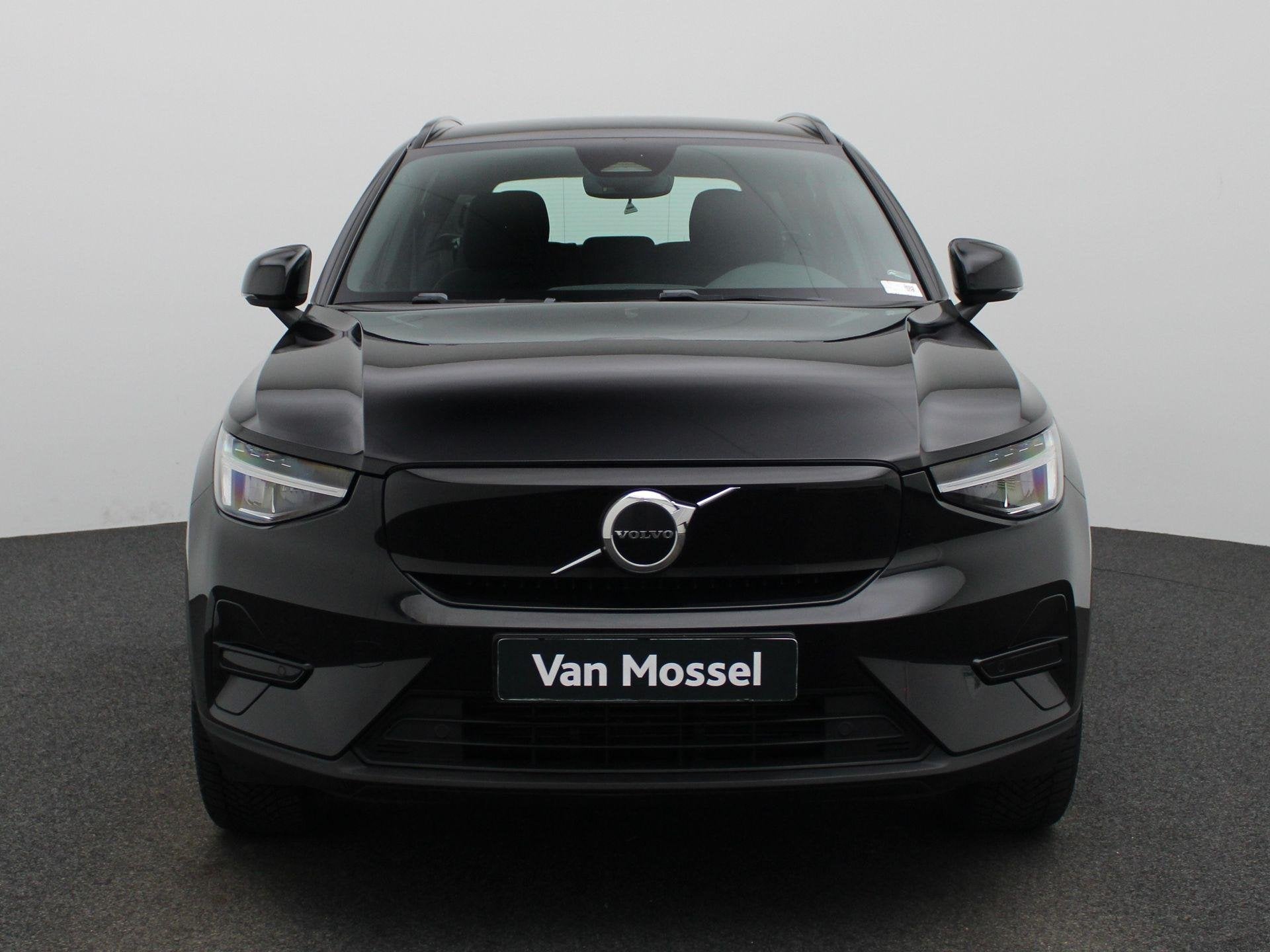 Volvo XC40 Recharge Core (automatique), Autos, Achat, Entreprise, https://public.car-pass.be/vhr/95453a88-0953-4149-8491-9b7160ae28e6