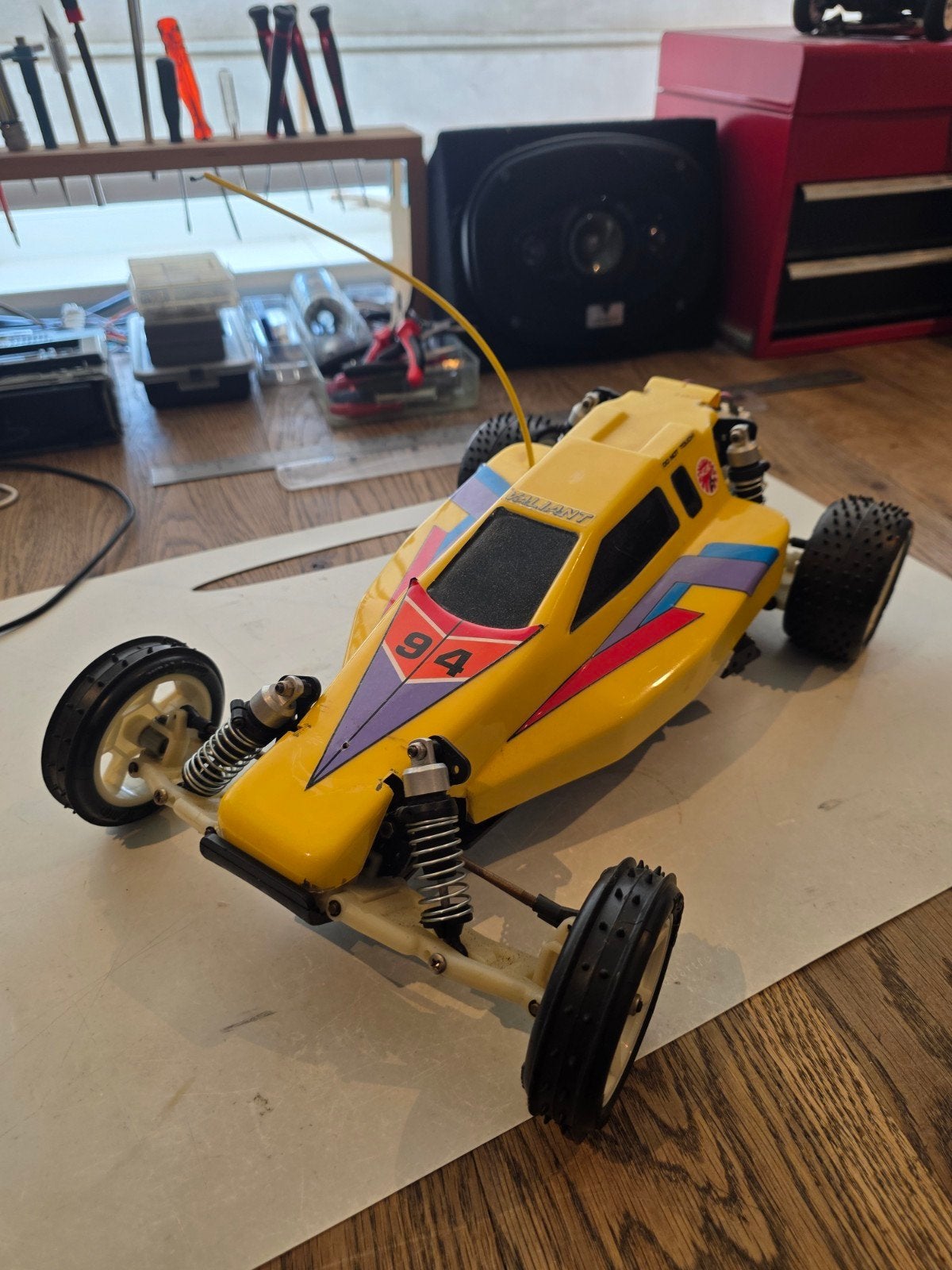 Vintage RC Buggy hobby world valliant zoals kyosho, Hobby & Loisirs créatifs, Enlèvement ou Envoi
