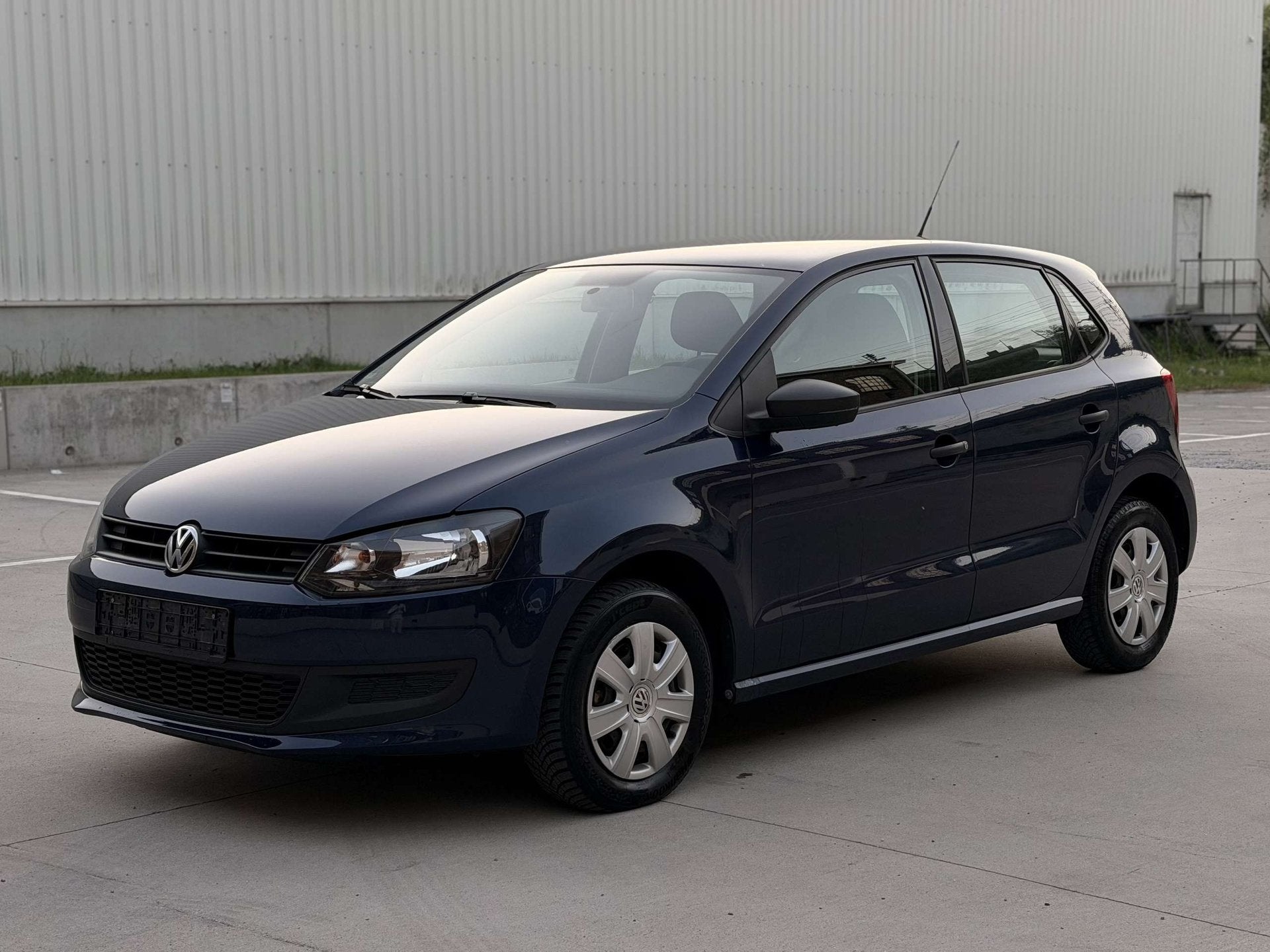 Volkswagen Polo 1.2 BENZINE • EERSTE EIGENAAR • GARANTIE, Auto's, Stof, Gebruikt, Zwart, Blauw