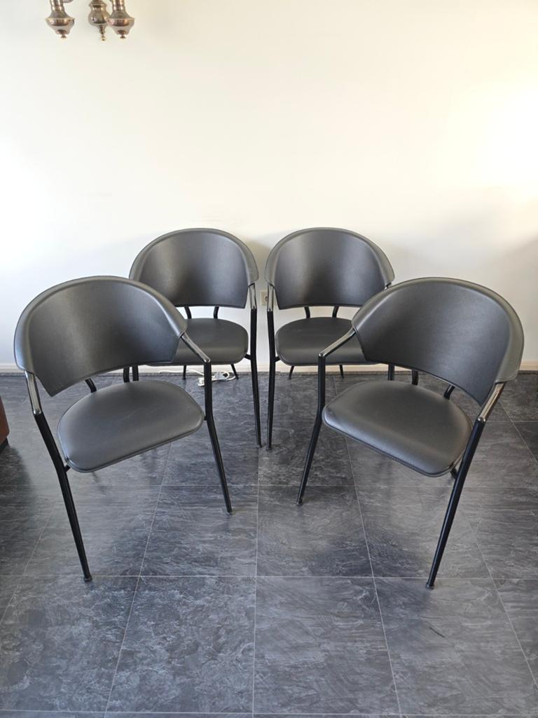 4 vintage lederen eetkamerstoelen, fauteuil, stoel, retro, Huis en Inrichting, Ophalen, Zwart, Vintage, Zo goed als nieuw