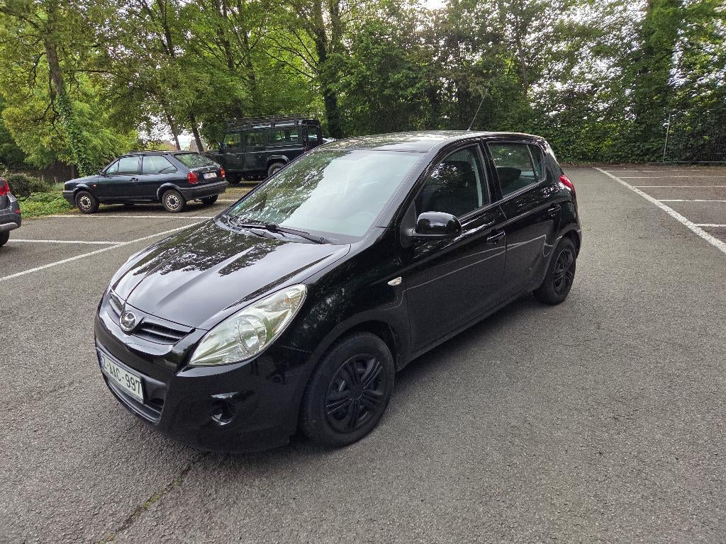 Hyundai i20 103560 km garantie 1 an, Autos, Hyundai, Entreprise, i20, Airbags, Air conditionné, Ordinateur de bord, Verrouillage central