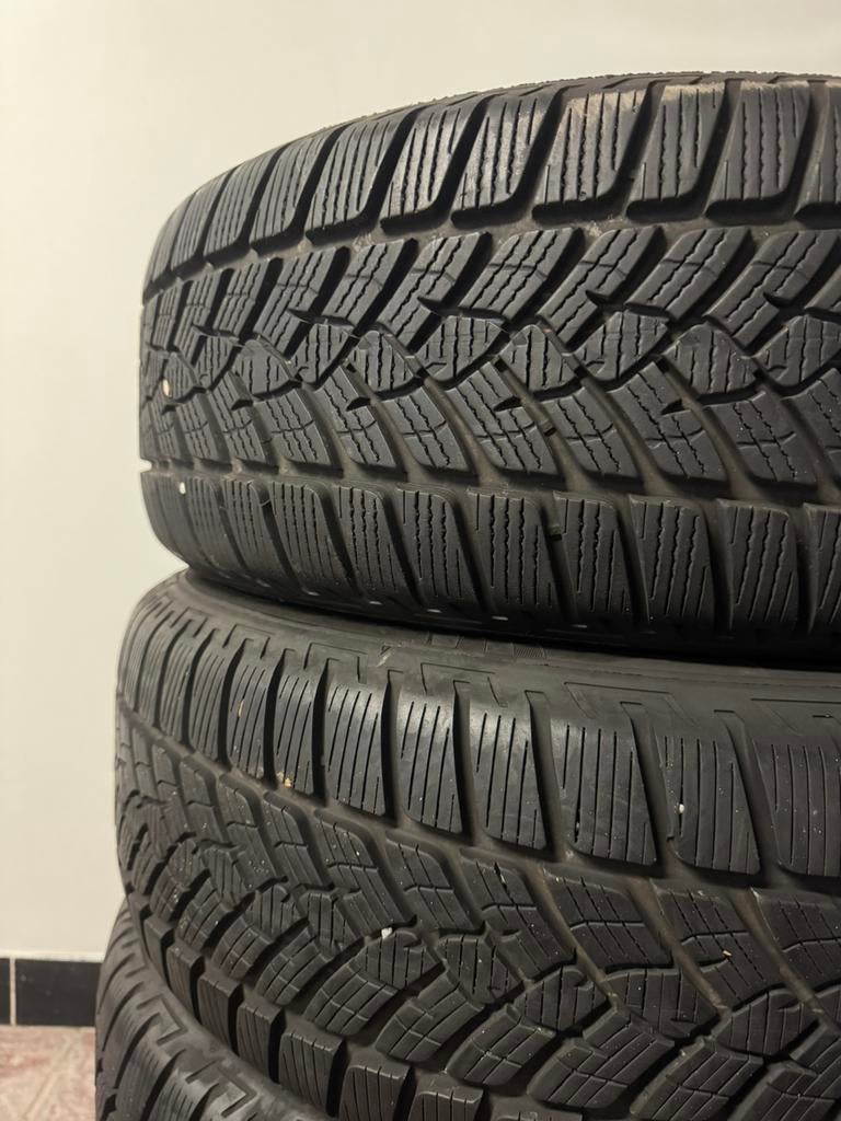 Vier winterbanden 235/60 R17 102 H, Enlèvement ou Envoi, Pneus hiver