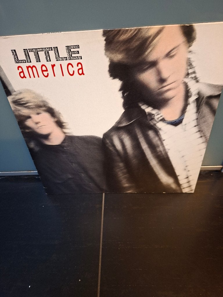 lp - little america - little america - vak 4, CD & DVD, Vinyles | Hardrock & Metal, Rock, Enlèvement ou Envoi, Utilisé, Pochette photo