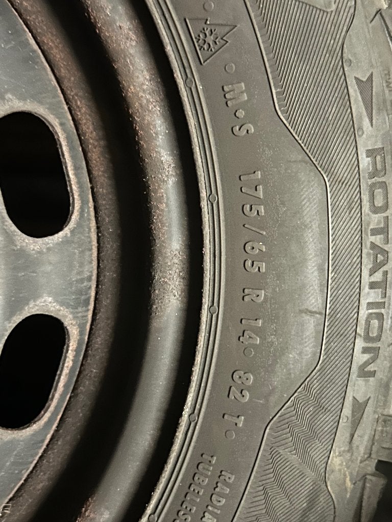 4 Winterbanden 175/65 R14 maat 108, Auto-onderdelen, Ophalen, 14 inch, Gebruikt, Velg(en)