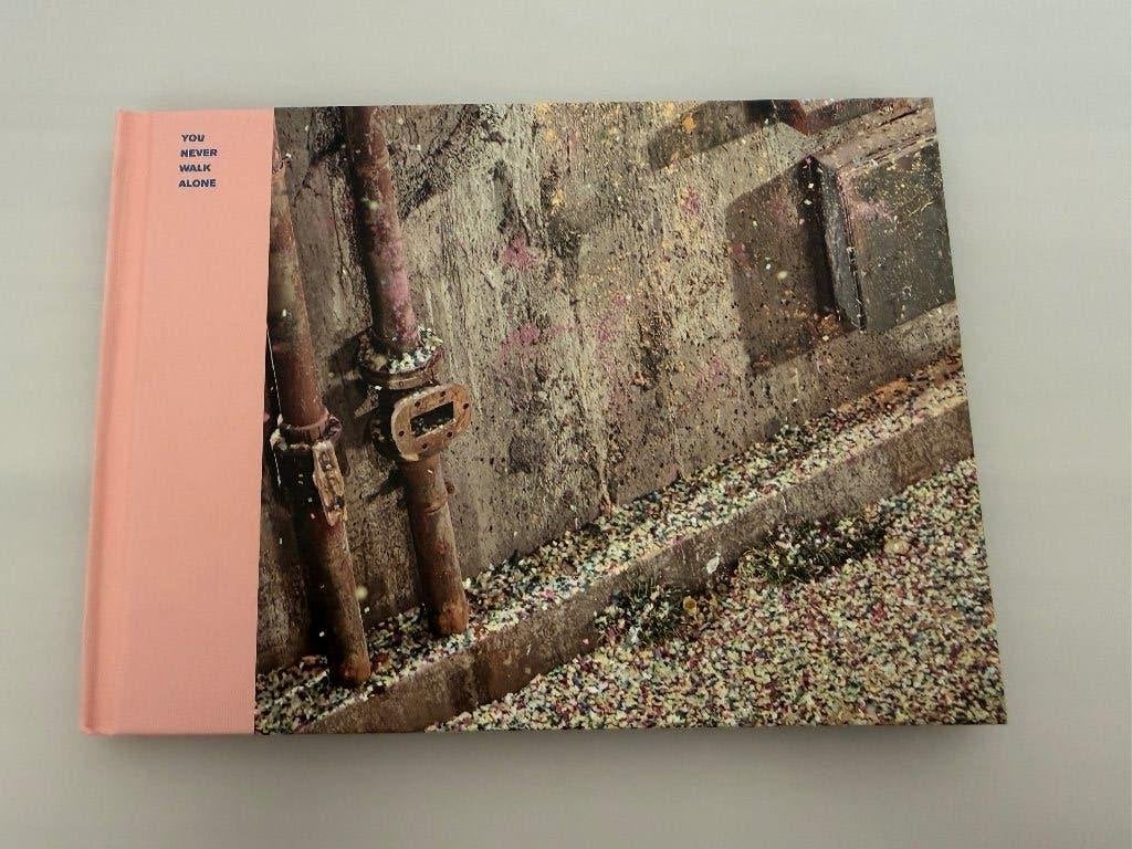 BTS - On ne marche jamais seul - Version correcte, CD & DVD, CD | Compilations, Enlèvement ou Envoi, Comme neuf, Autres genres