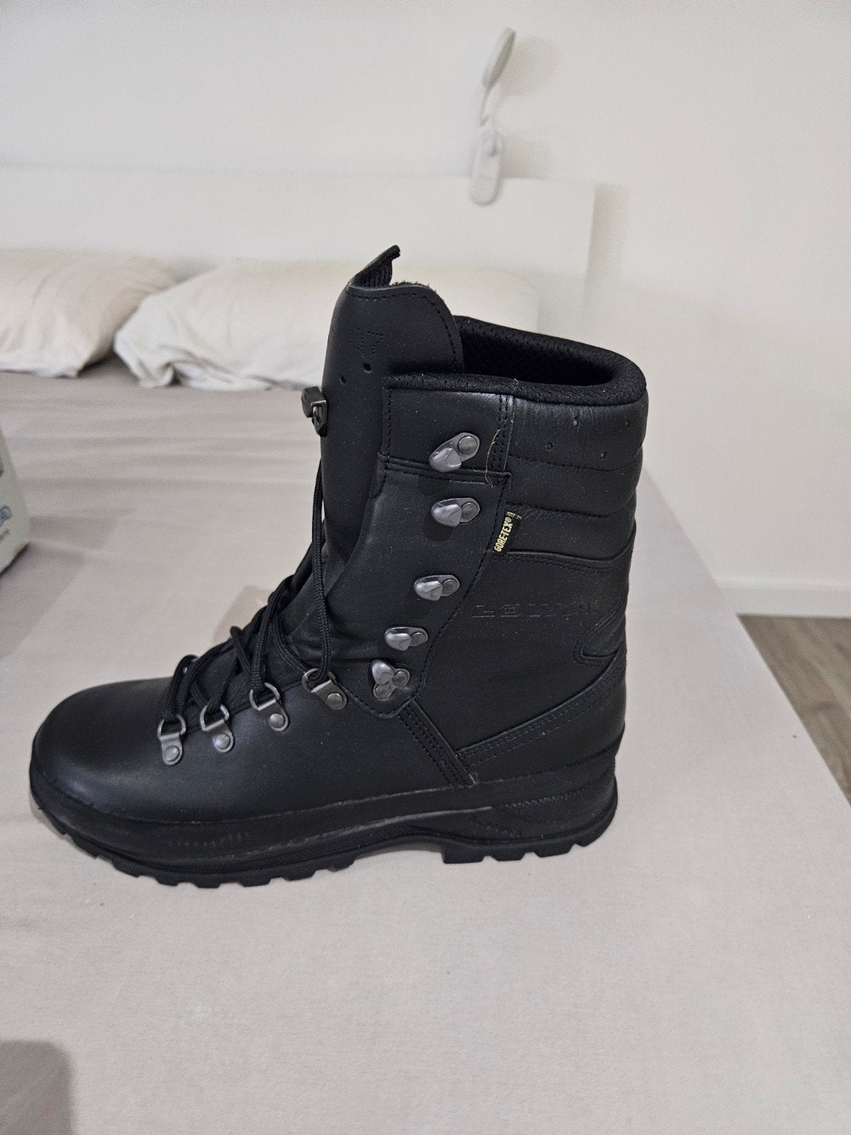 Lowa combat boots, Kleding | Heren, Ophalen, Lowa, Zwart, Boots