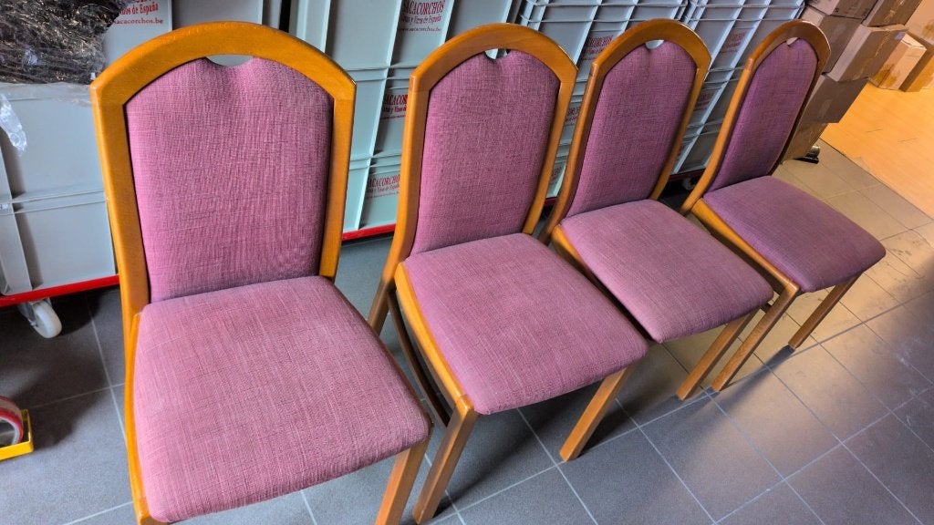 4 chaises bordeaux/marrons - 50€, Enlèvement, Utilisé, Brun, Tissus