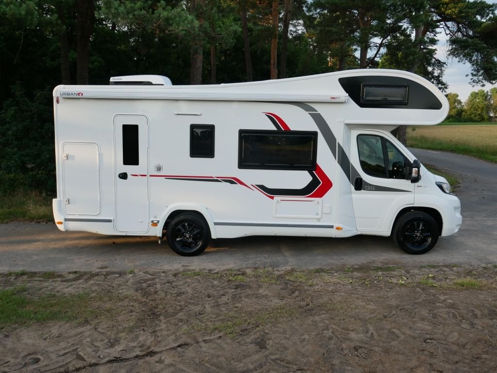 Challenger Premium VIP C256 6 pers 2021 VOCHTSCH, Caravanes & Camping, Camping-cars, Entreprise, Autres marques