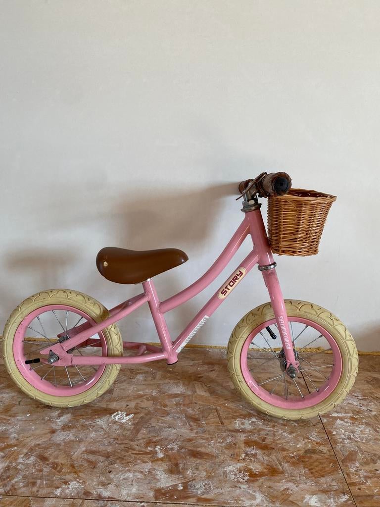 Roze loopfiets Story First Go, Ophalen, Gebruikt