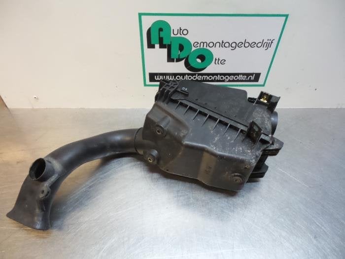 Boîtier filtre à air d'un Toyota Avensis (Avensis 03-), -, 3 mois de garantie, Toyota, Utilisé