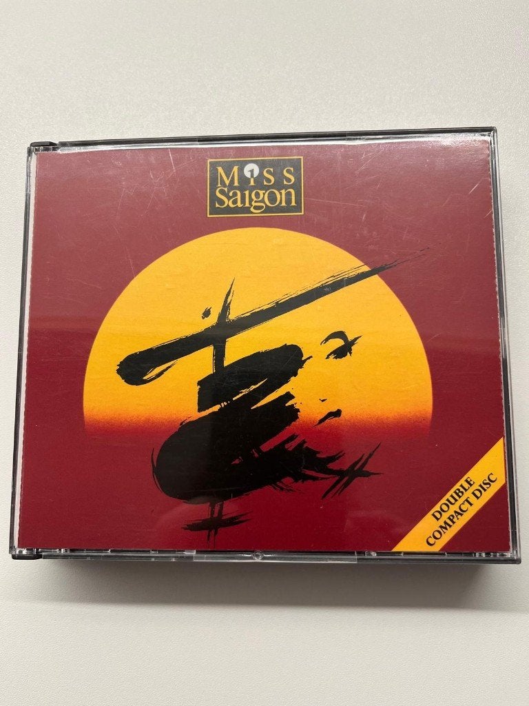 Double CD: Miss Saigon, Enlèvement ou Envoi, Comprend un livret, Comme neuf, Coffret