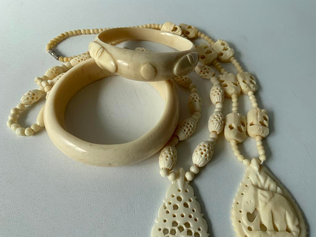 Bijoux africains anciens, Envoi
