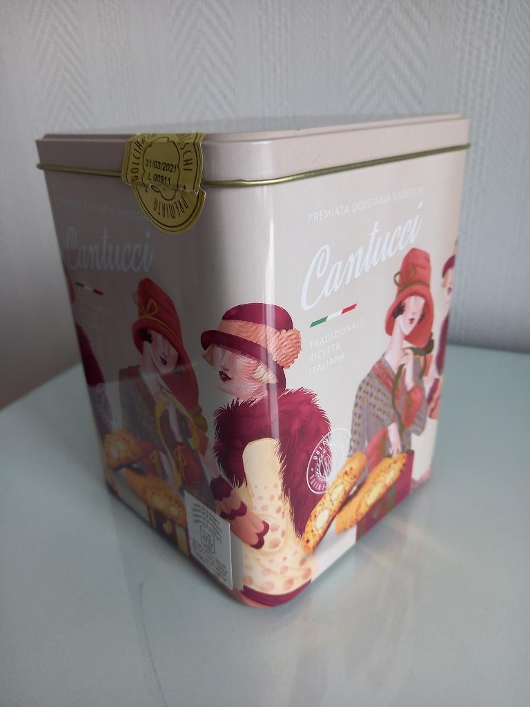 blikken doos Cantucci, Verzamelen, Blikken, Ophalen of Verzenden, Zo goed als nieuw, Koek(jes)