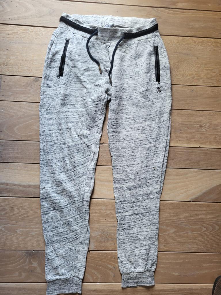 One Piece jogging

(Maat medium), Kleding | Dames, Sportkleding, Ophalen of Verzenden