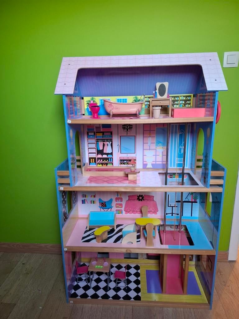 Mooi groot poppenhuis, Ophalen, Poppenhuis