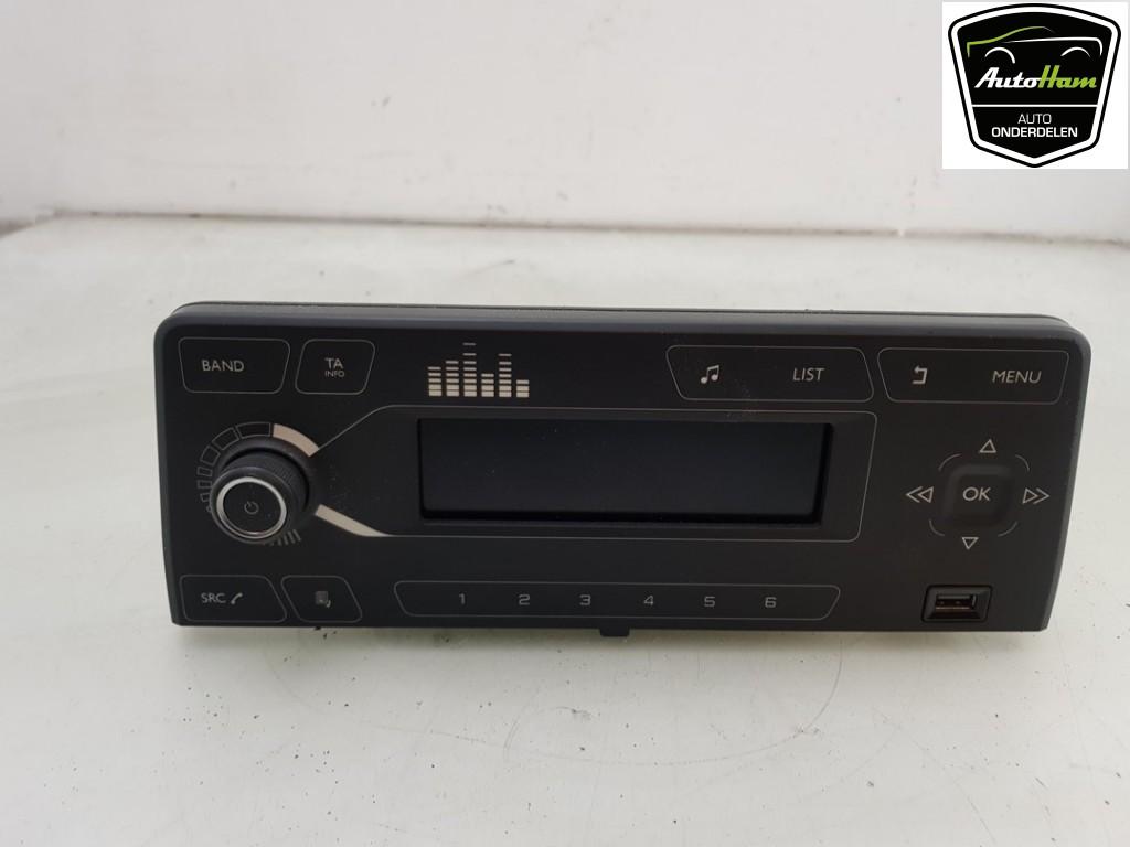 RADIO Opel Combo Cargo (01-2018/04-2021), Gebruikt, Opel