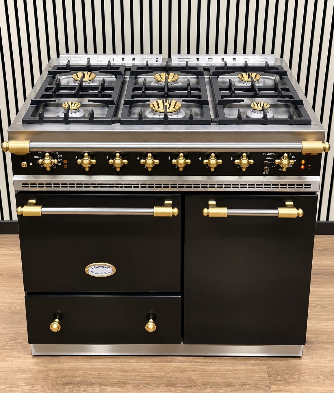 Luxe Lacanche Fornuis 6 pits met 2 ovens 90 cm, 60 cm of meer, Ophalen of Verzenden, Zo goed als nieuw, Energieklasse A of zuiniger