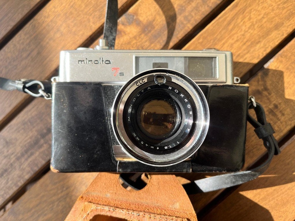 Minolta Hi-Matic 7s Vintage (1966) + leren tas + pet, Ophalen, Gebruikt, Spiegelreflex, Minolta