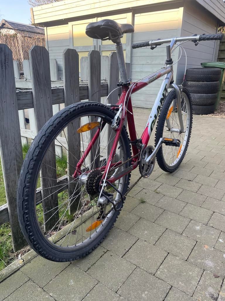 Mountainbike fiets 26 inch GİANT, Ophalen, Zo goed als nieuw, Giant